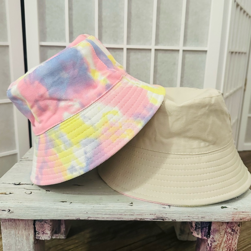 🏝️REVERSIBLE🏝️PINK TIE DYE AND TAN REVERSIBLE BUCKET HAT-WIDE BRIM-FOLDABLE - Picture 4 of 5